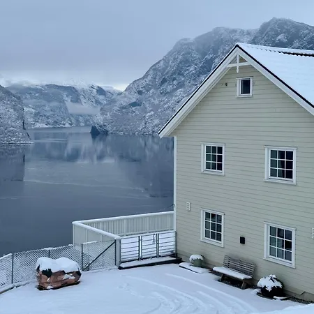 Aurlandsfjord Panorama *
